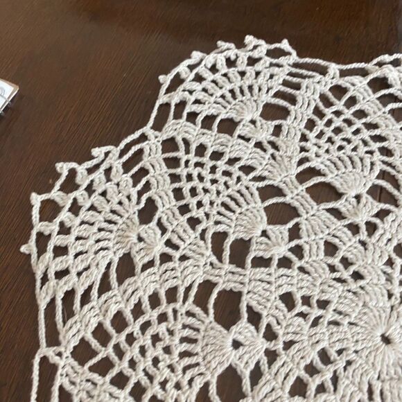 Vintage Beige Round Crochet Lace Doily Home Decorative Placemat 13" - Picture 5 of 7